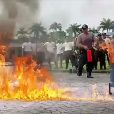 Pelatihan Pemadam Kebakaran (Damkar)